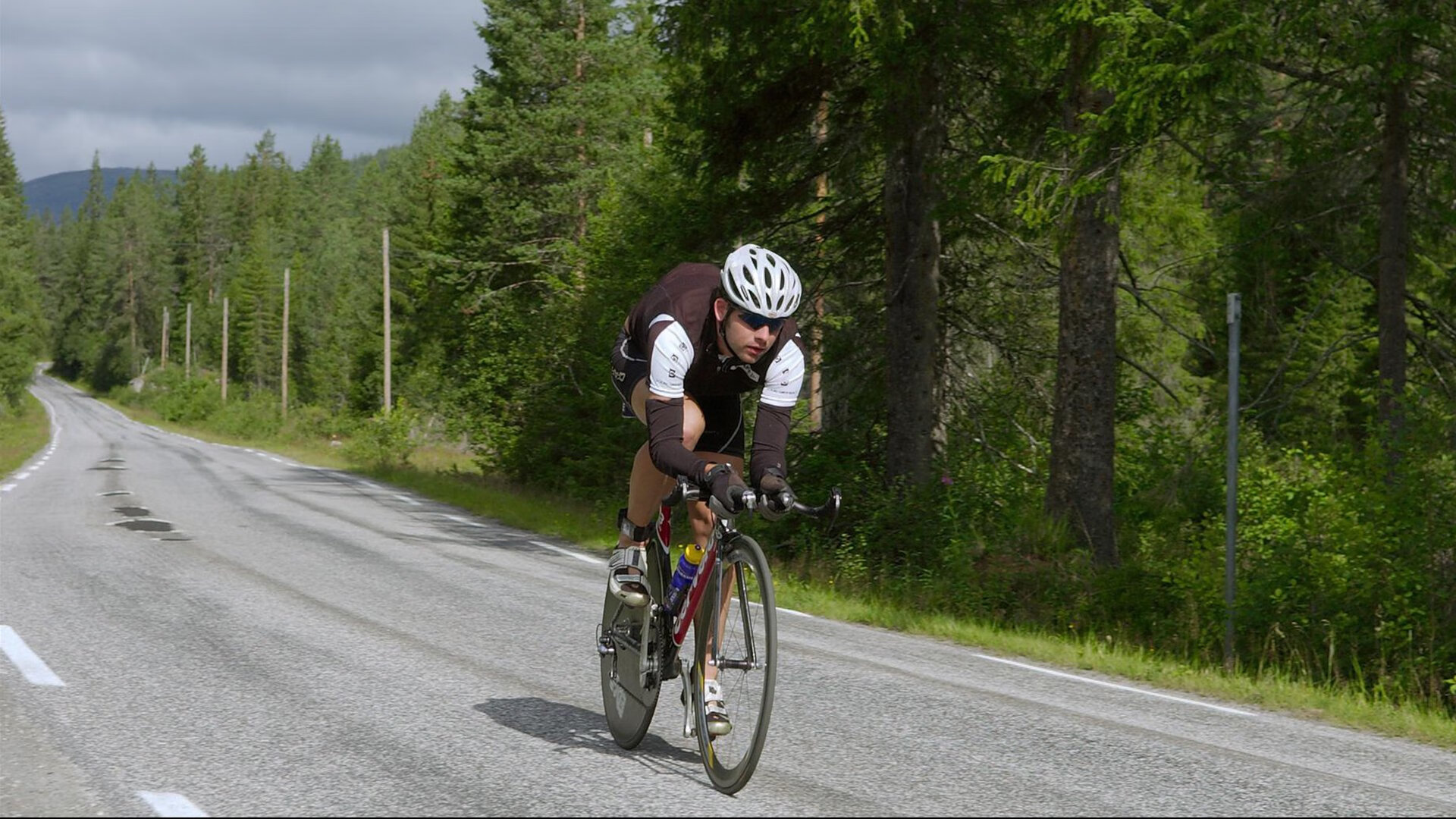 玻利维亚带走尤文，阿拉巴在关键节点的连续得分艺术